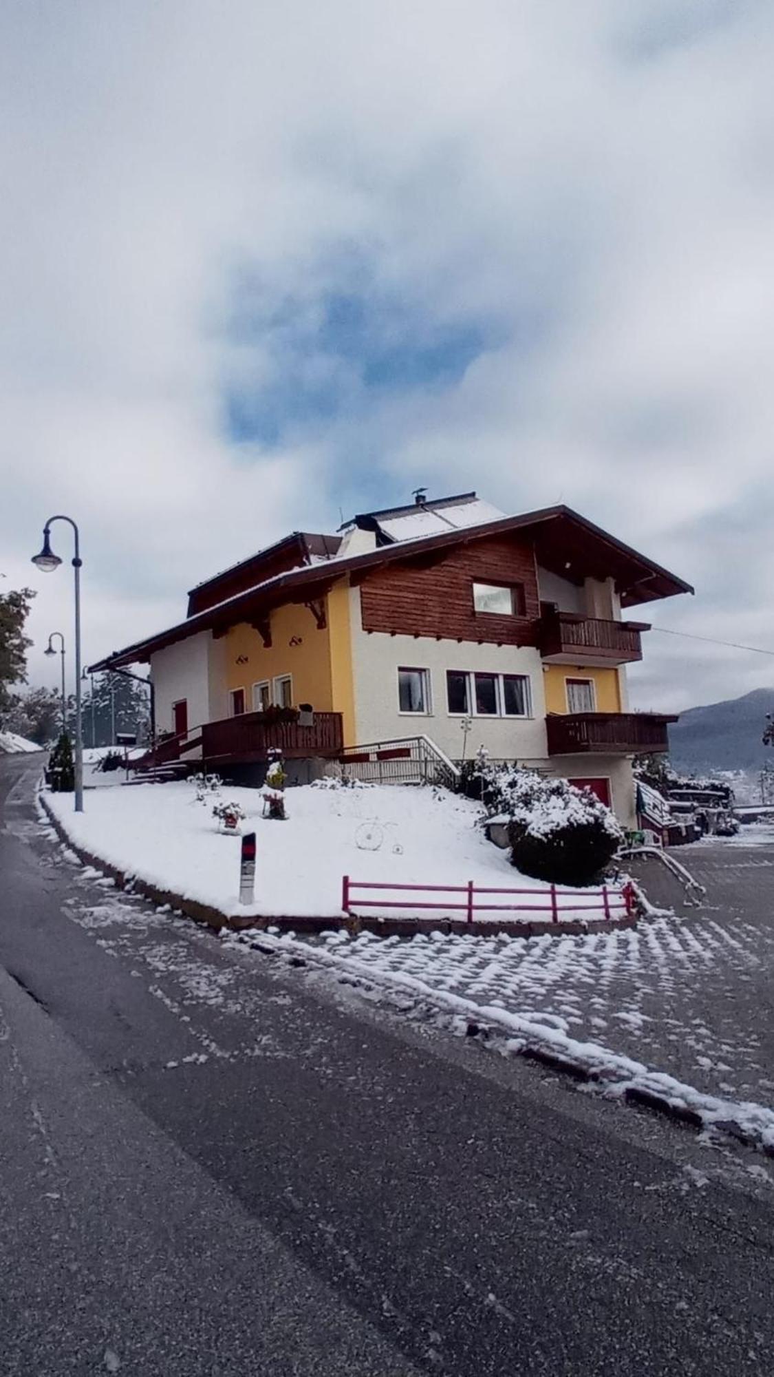 Casa Vacanze A Romeno Экстерьер фото